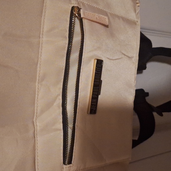 Stylish Cream Backpack - Picture 2 of 4